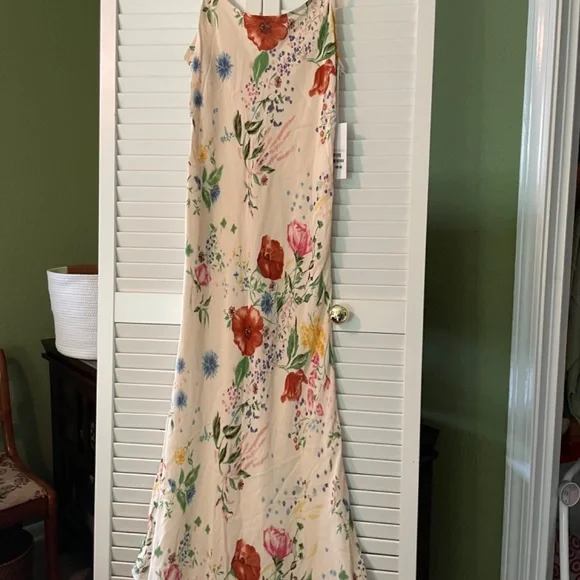 Reformation Emerick dress in Etude - Picture 6 of 6